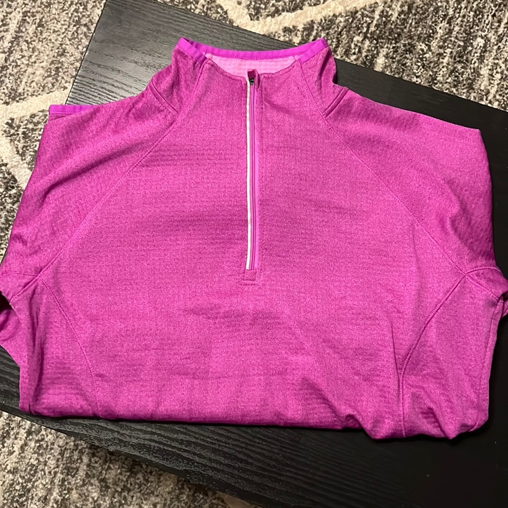 Running pullover ; Women’s size large